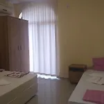 гардън бийч - недялкови Apartment