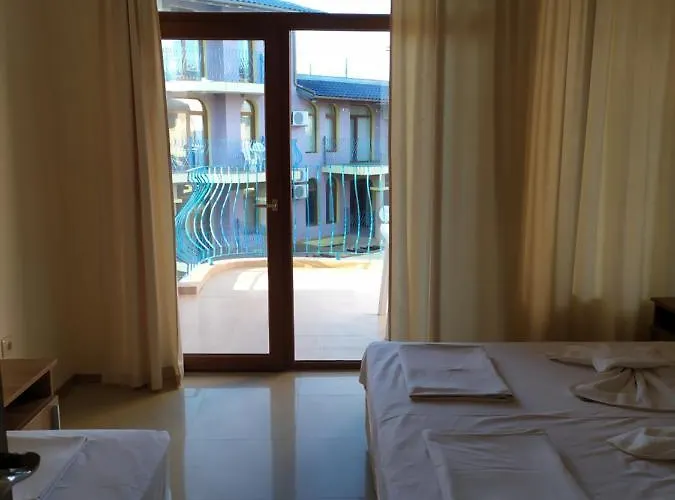 гардън бийч - недялкови Apartamento *